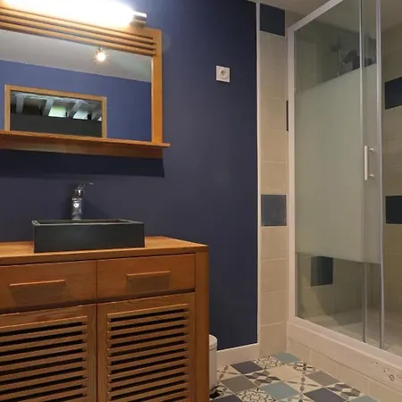 Сasa de vacaciones Maison Ancienne Charmante Avec Jardin Clos Et Animaux Acceptés - Fr-1-497-150 *