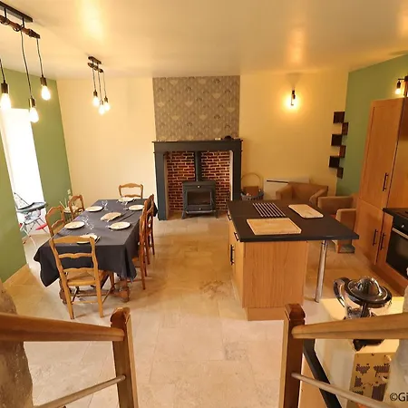 Maison Ancienne Charmante Avec Jardin Clos Et Animaux Acceptes - Fr-1-497-150 Lantställe