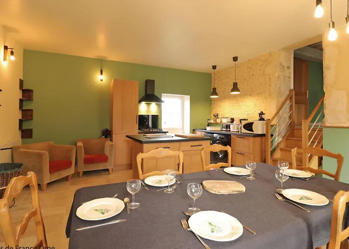 度假居 Maison Ancienne Charmante Avec Jardin Clos Et Animaux Acceptes - Fr-1-497-150